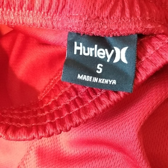 HURLEY BOYS RED BLACK BASKETBALL SKATEBOARD GYM SHORTS SIZE SMALL NWT - Picture 4 of 5